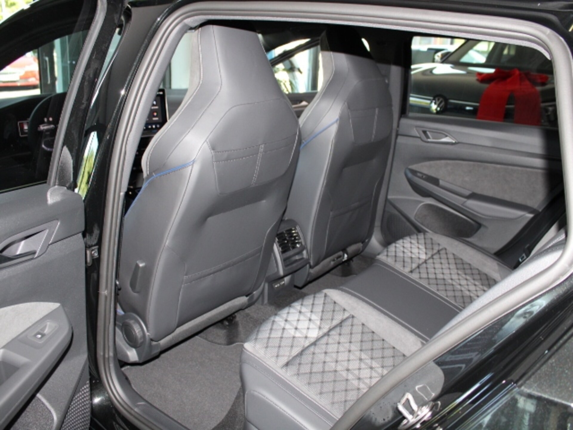 Volkswagen Golf Variant R-Line