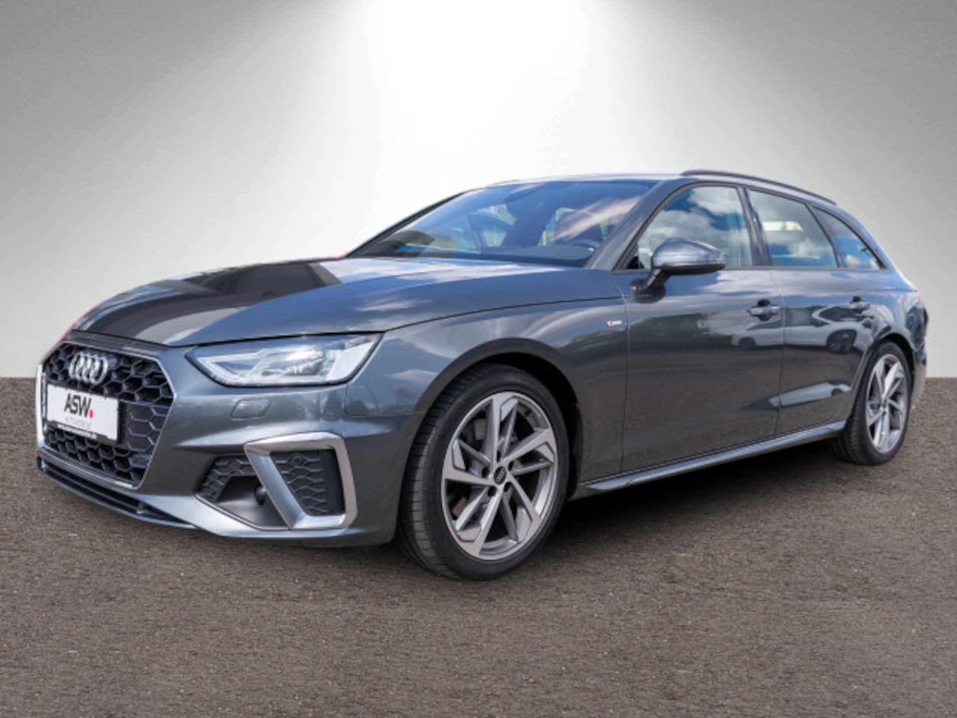 Audi A4 Avant S line