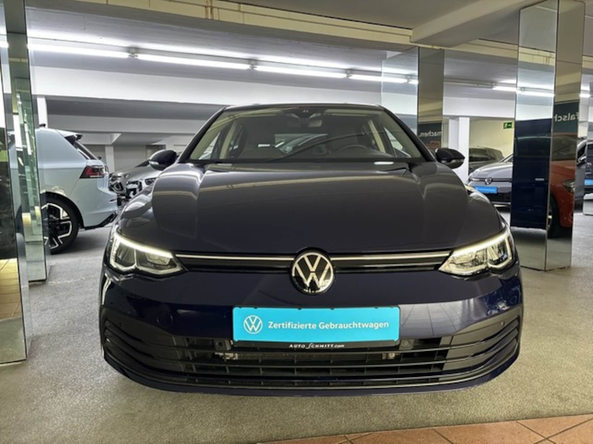 Volkswagen Golf Life