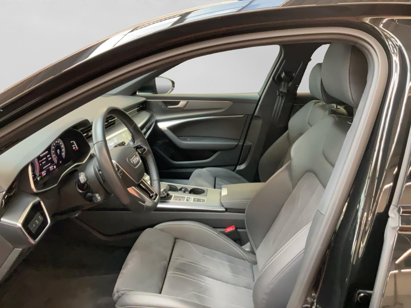 Bild über Audi A6 Avant advanced 40 TDI quattro S tronic - für weitere Informationen kontaktieren Sie den Audi Partner
