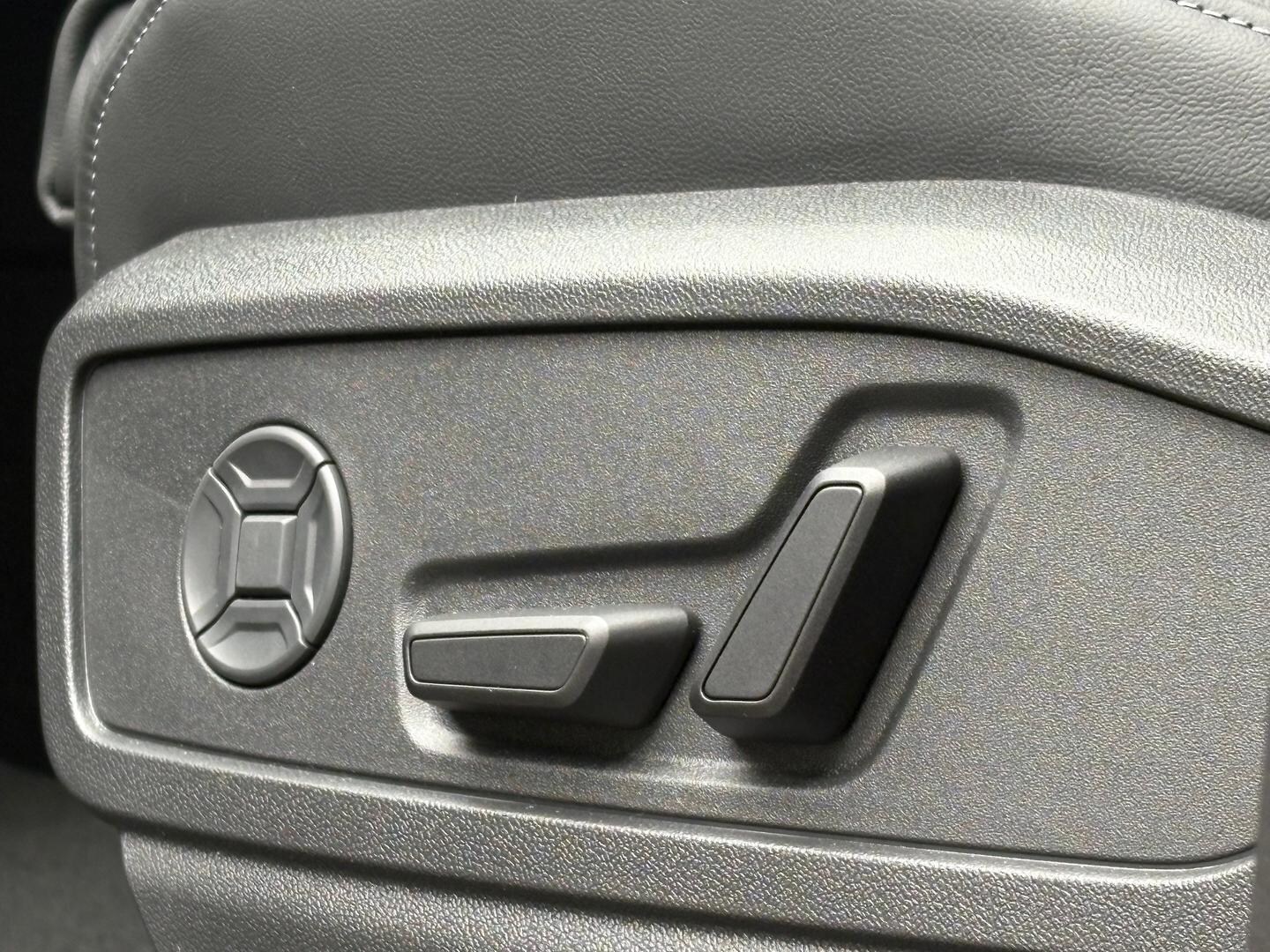 Image about Audi Q5 SUV Q5 sport TFSI quattro S tronic