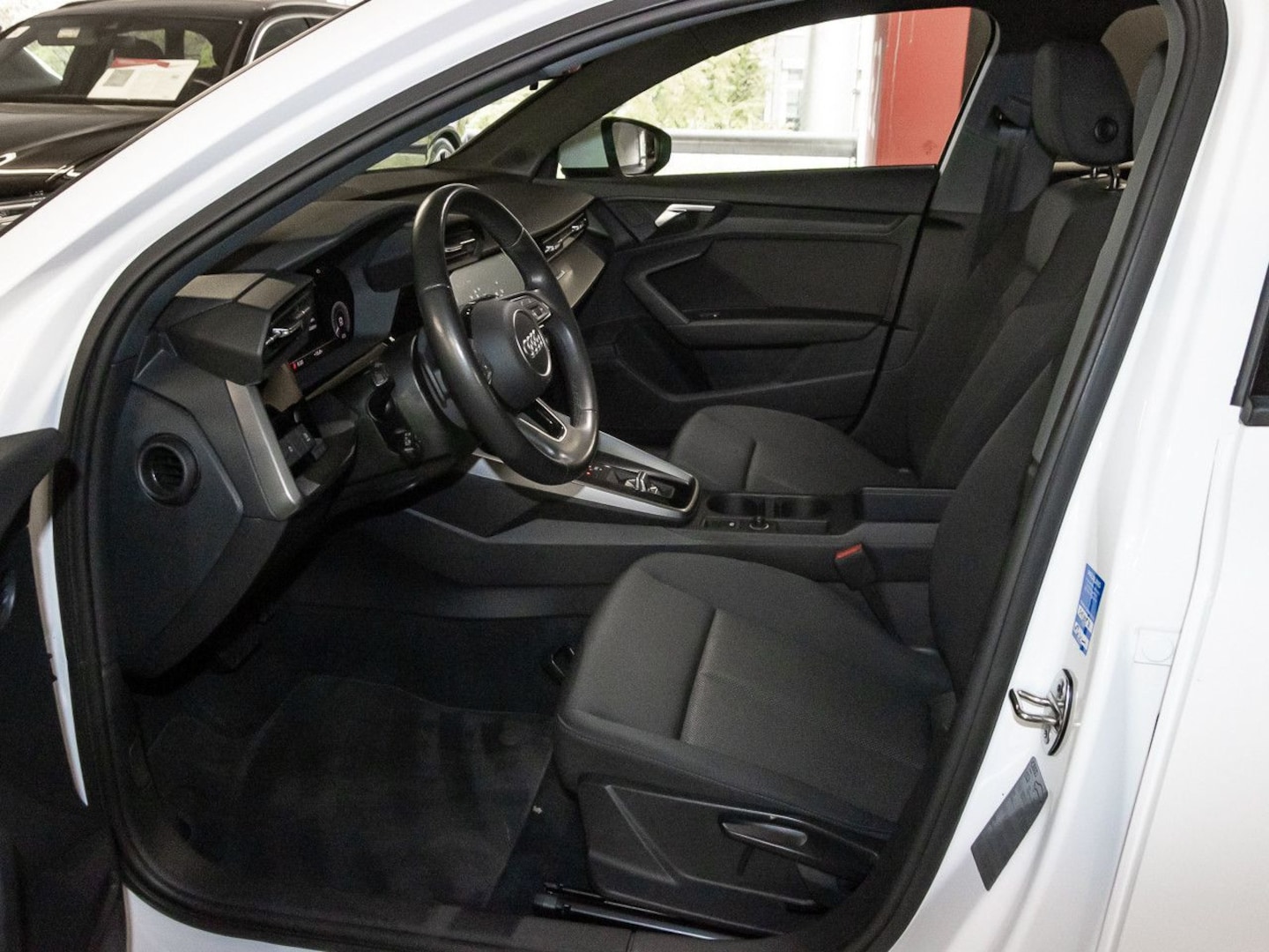 Bild über Audi A3 Sportback TFSI e 40 TFSI e S tronic - für weitere Informationen kontaktieren Sie den Audi Partner