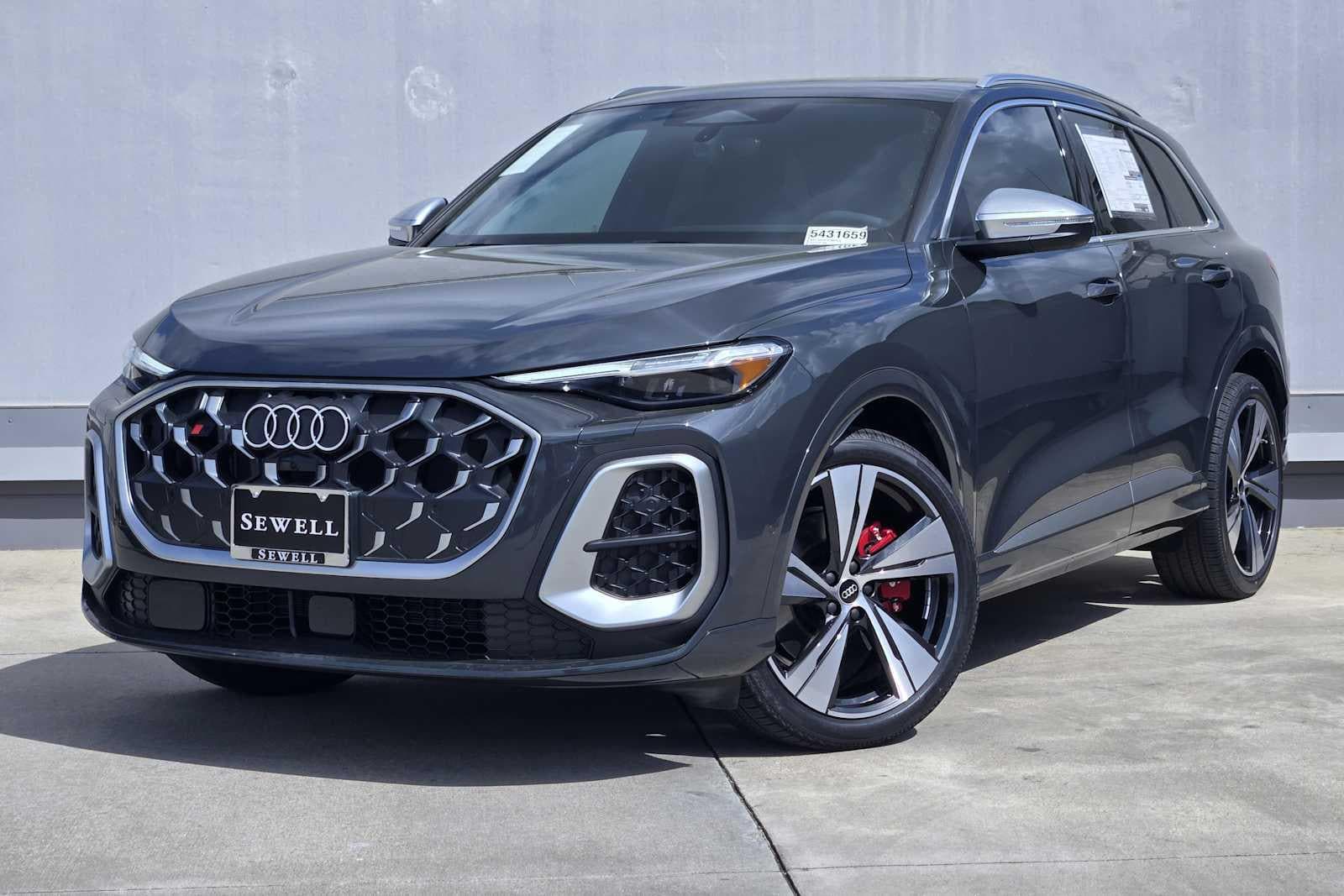 2026 Audi SQ5 Premium Plus quattro's photo