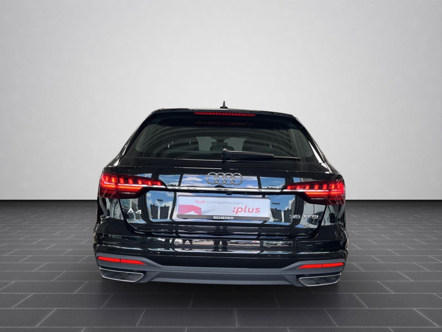 Bild über Audi A4 Avant 35 TFSI S tronic - für weitere Informationen kontaktieren Sie den Audi Partner