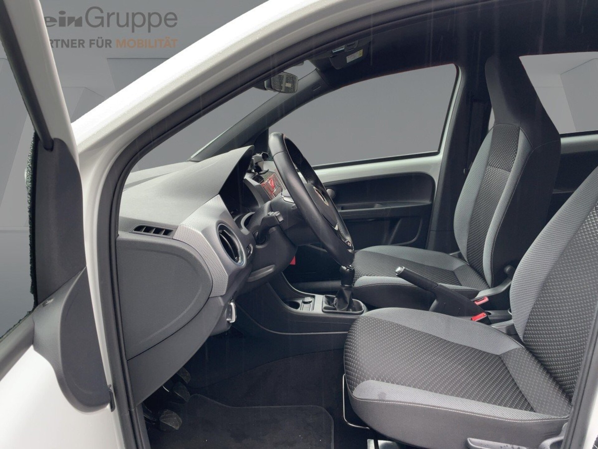 Volkswagen up! ACTIVE