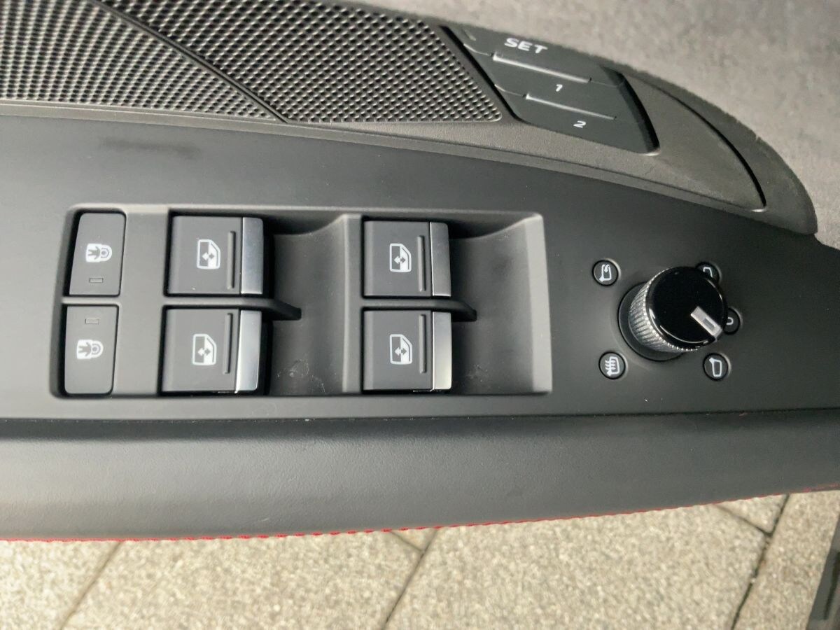 Image about Audi RS e-tron GT e-tron quattro