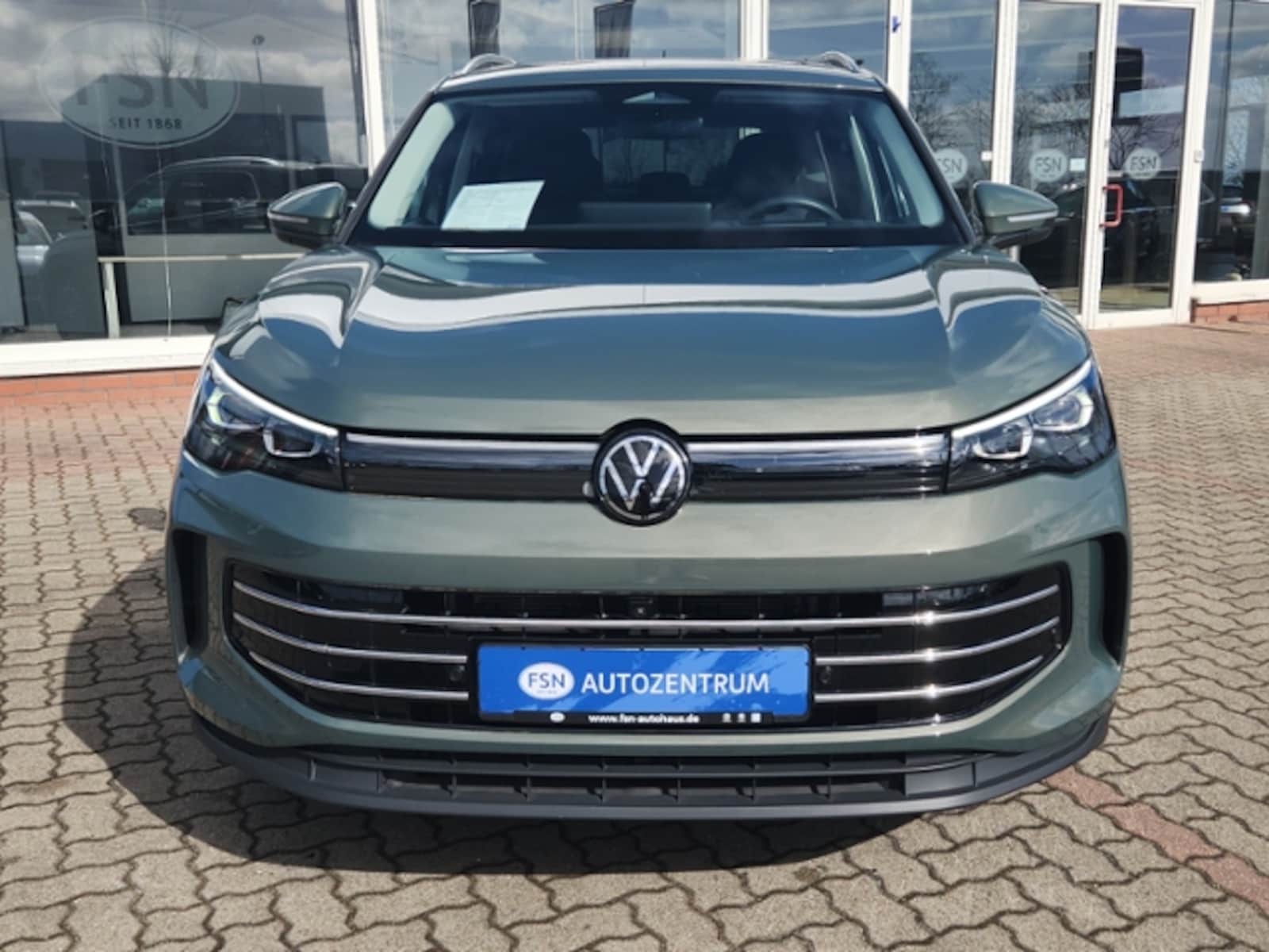 Volkswagen Tiguan – Bild 7