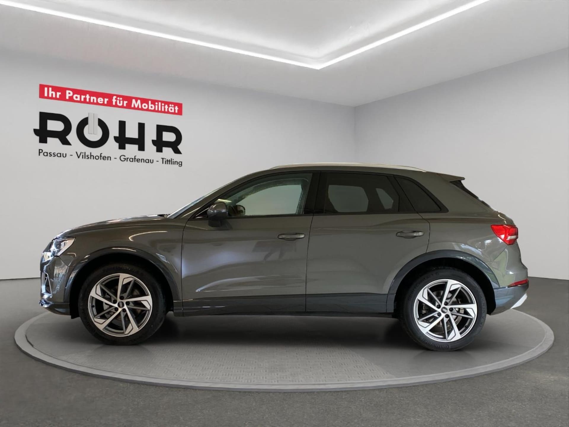 Audi Q3 SUV advanced