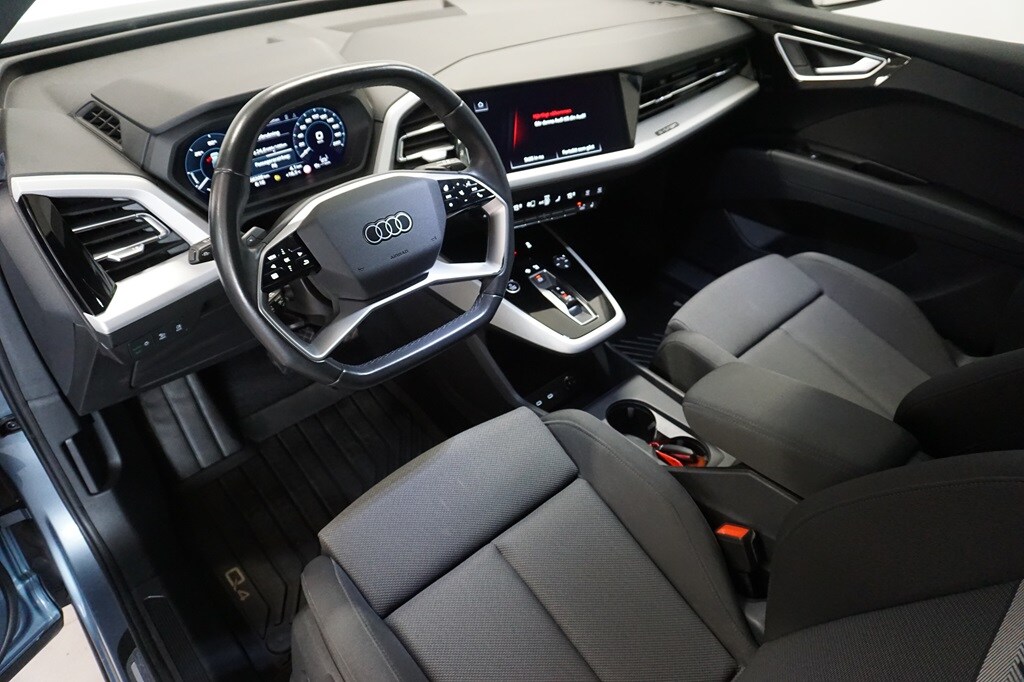 Bild som visar Audi Q4 e-tron Q4 45 e-tron quattro 195,00 kW - för mer information kontakta din Audi Partner