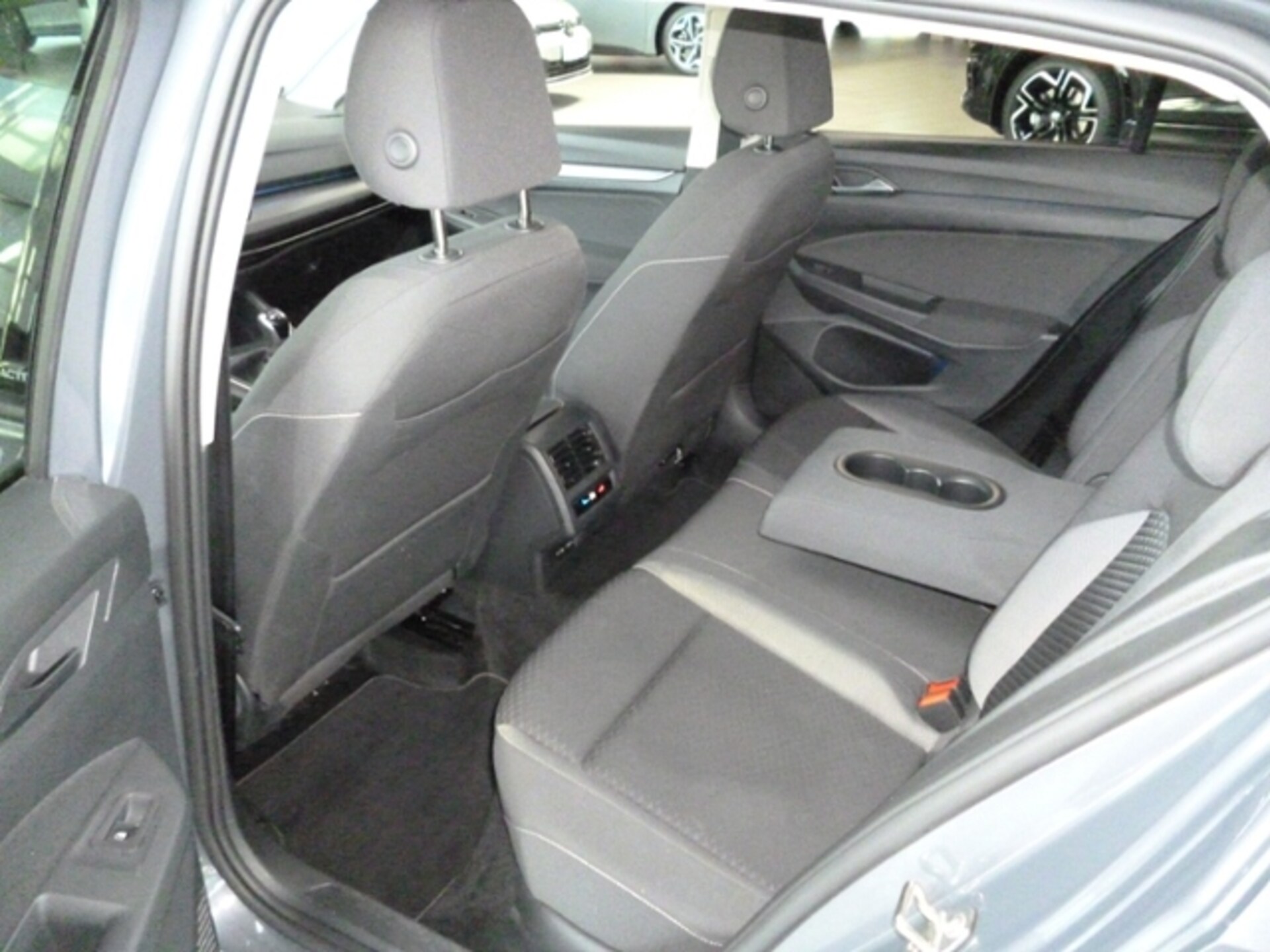 Volkswagen Golf Active