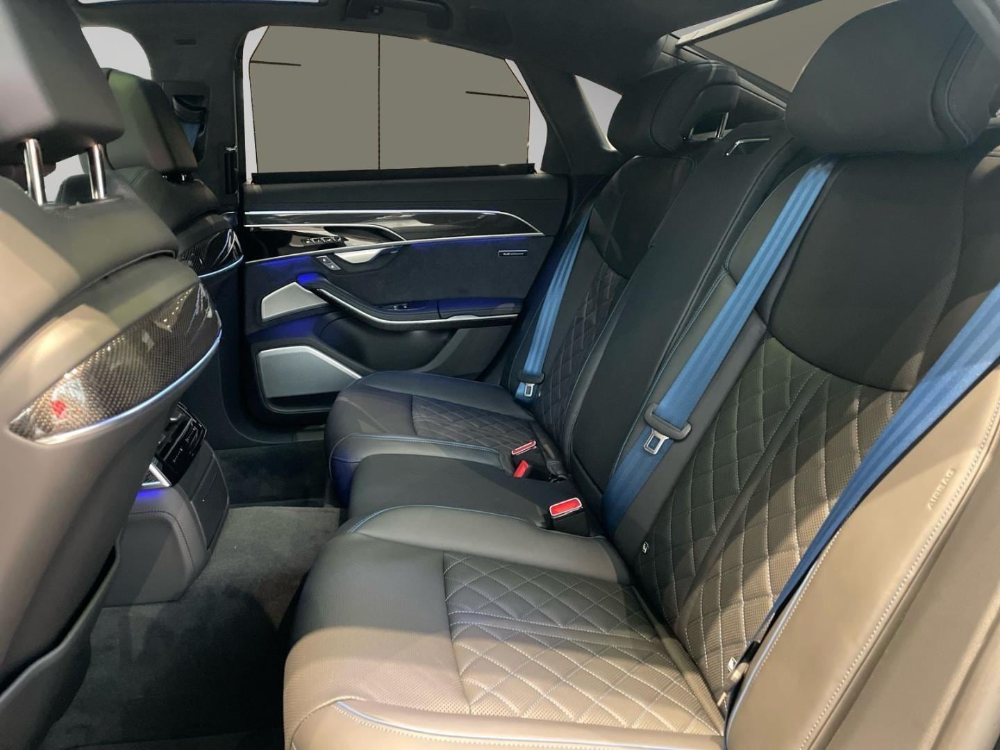 Bild über Audi A8 50 TDI quattro tiptronic - für weitere Informationen kontaktieren Sie den Audi Partner