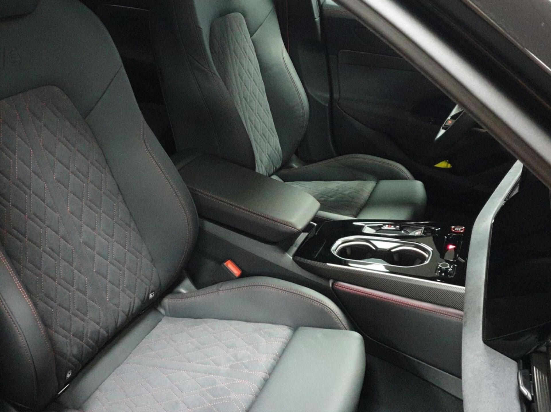 Audi A6 Limousine