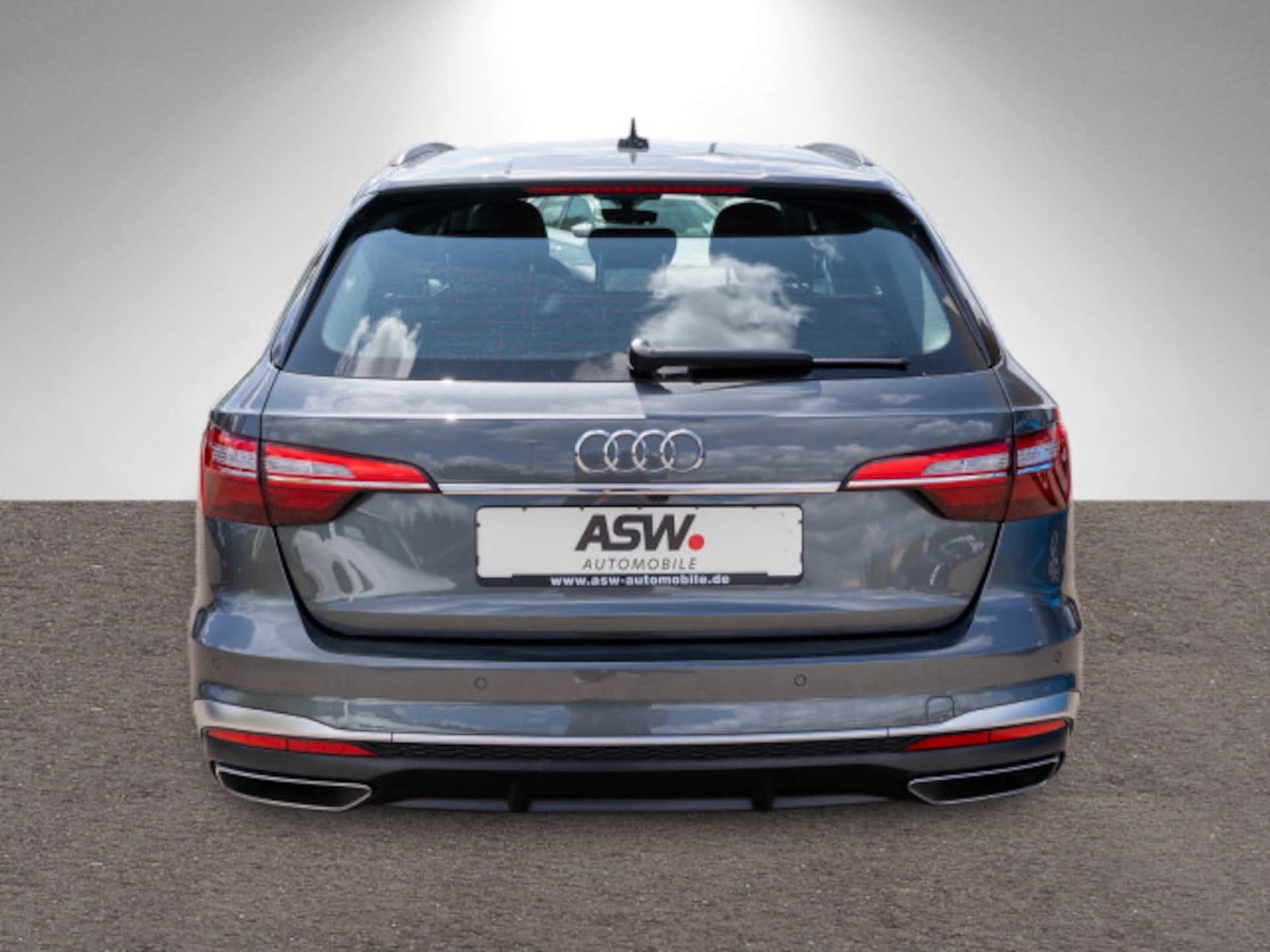 Audi A4 Avant S line