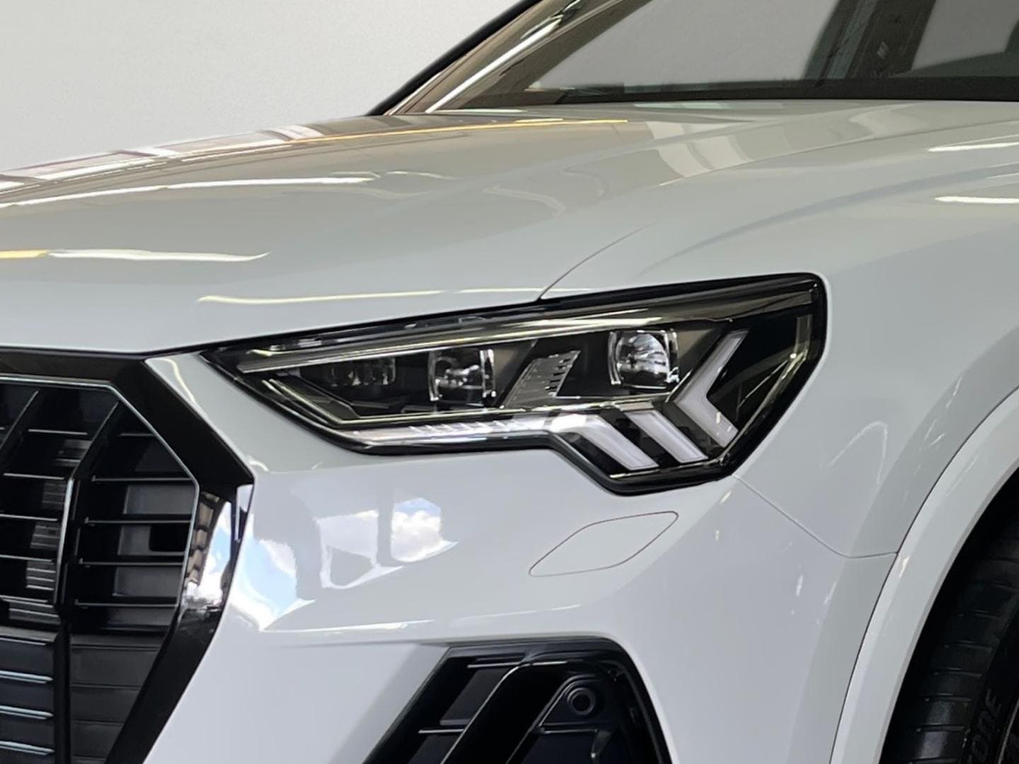 Bild über Audi Q3 TDI quattro 142 kW S tronic - für weitere Informationen kontaktieren Sie den Audi Partner