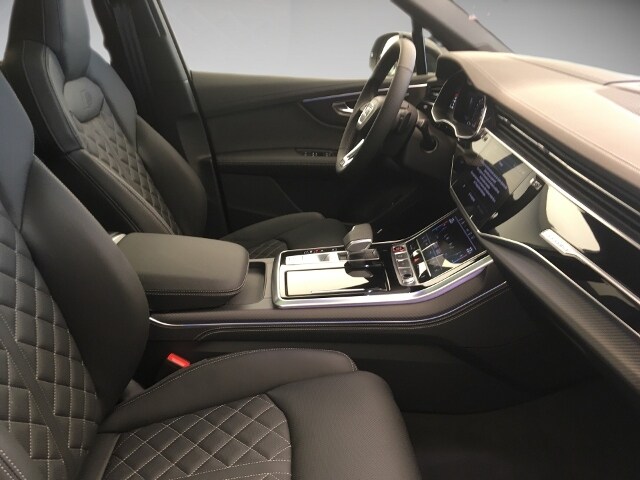Image about Audi SQ7 SUV TFSI quattro tiptronic