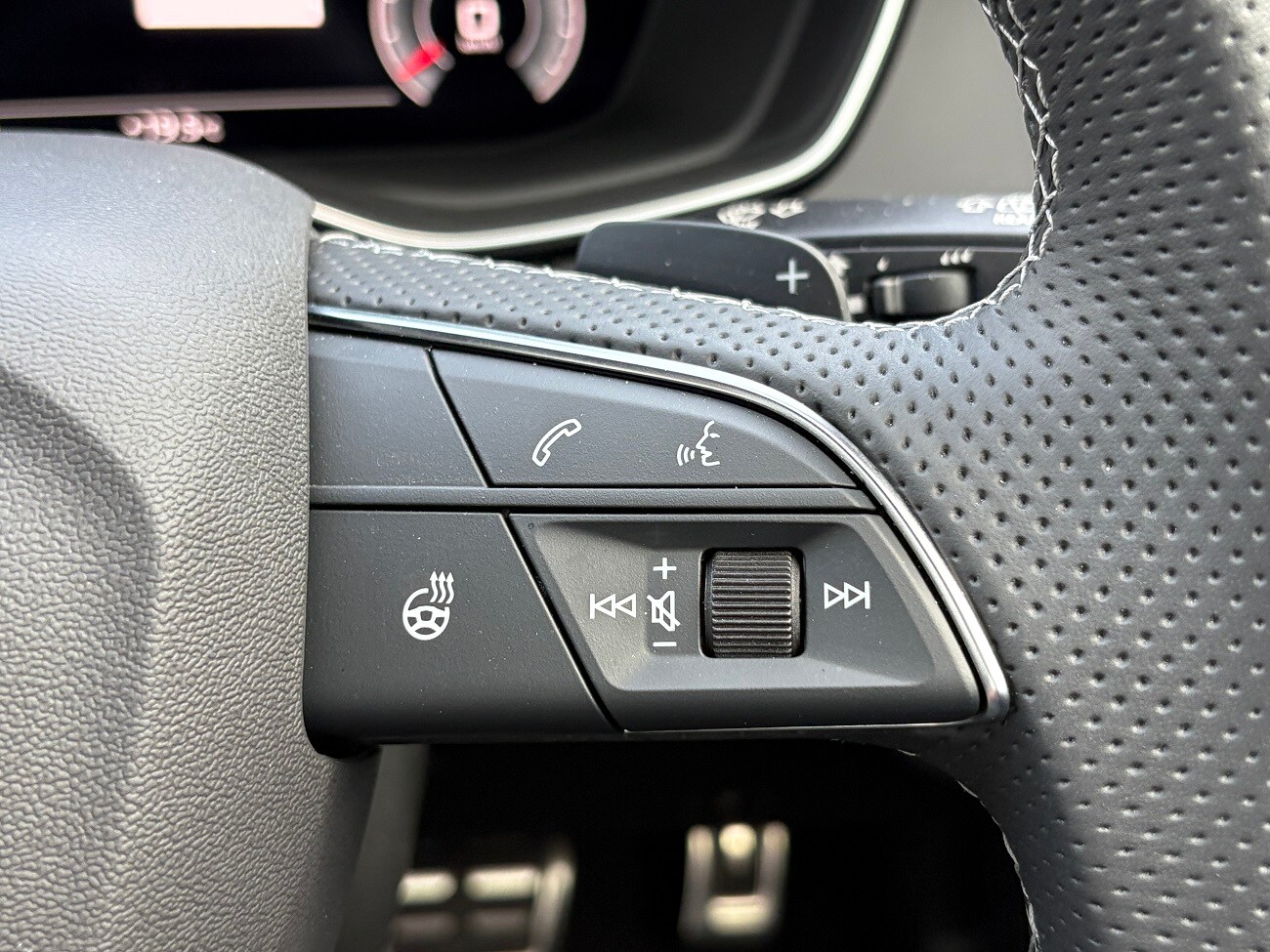 Image about Audi Q5 Sportback 40 TDI quattro S line 150(204) kW(PS) S tronic