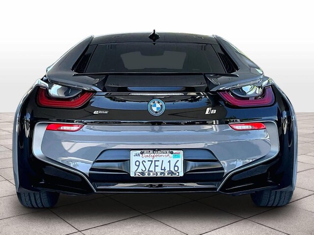 2017 BMW i8