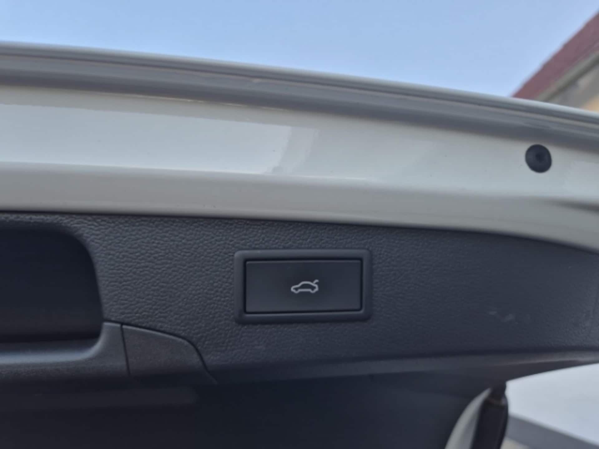 Volkswagen Passat Elegance
