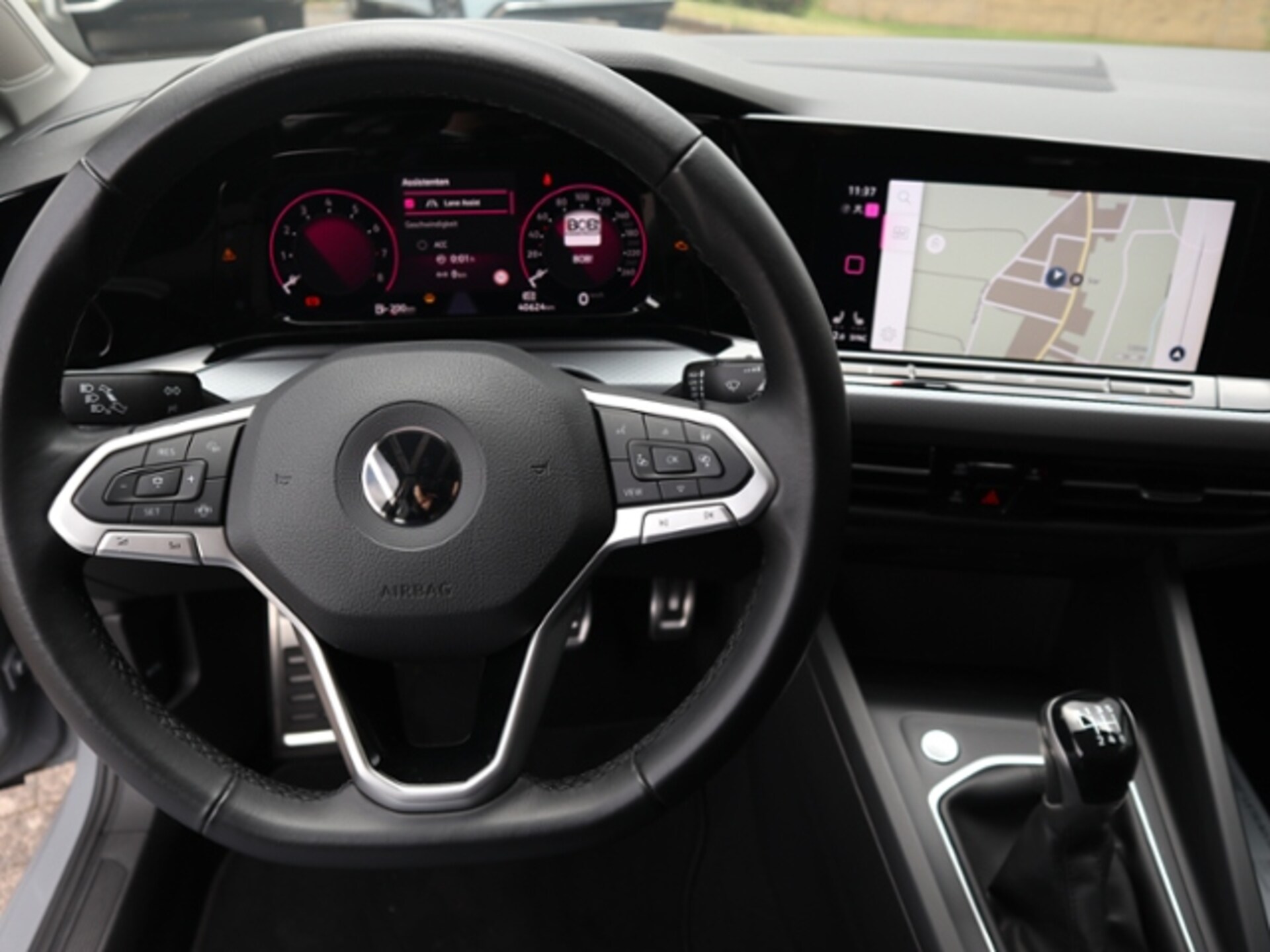 Volkswagen Golf Life