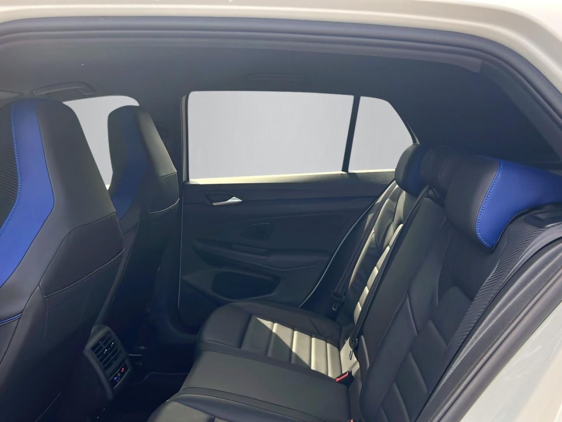 Volkswagen Golf R