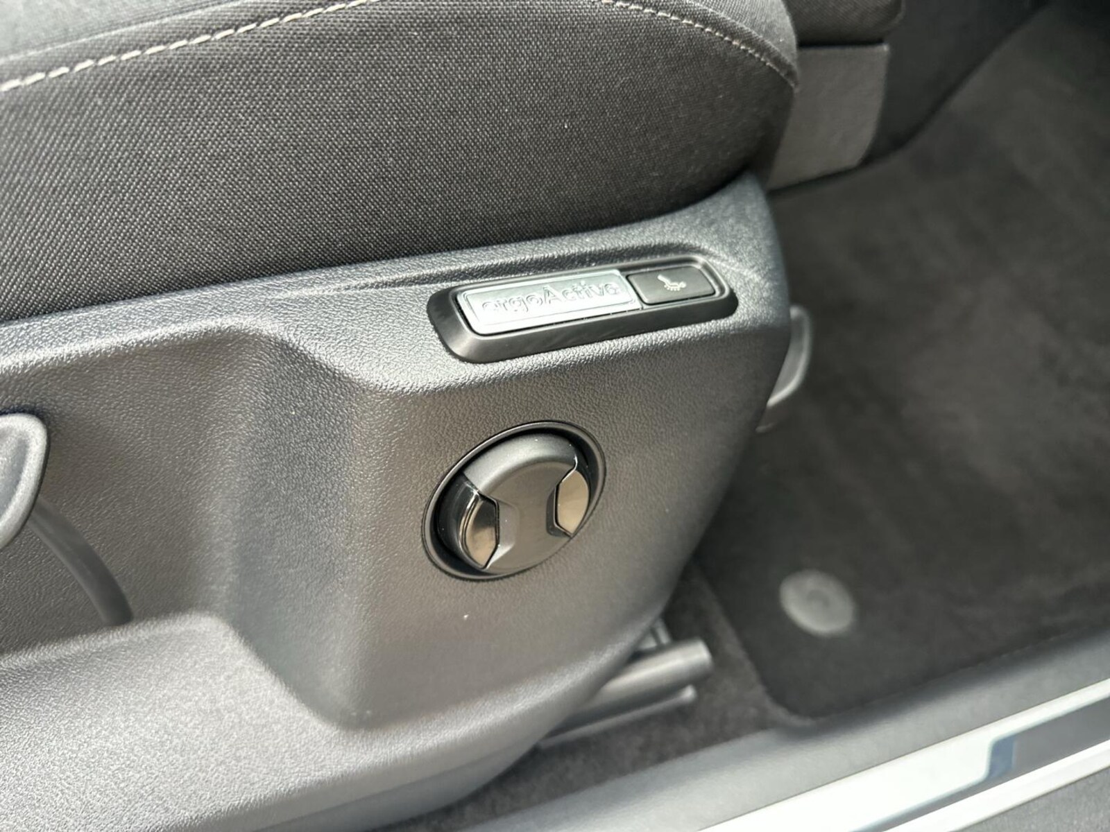 Volkswagen Tiguan – Bild 16