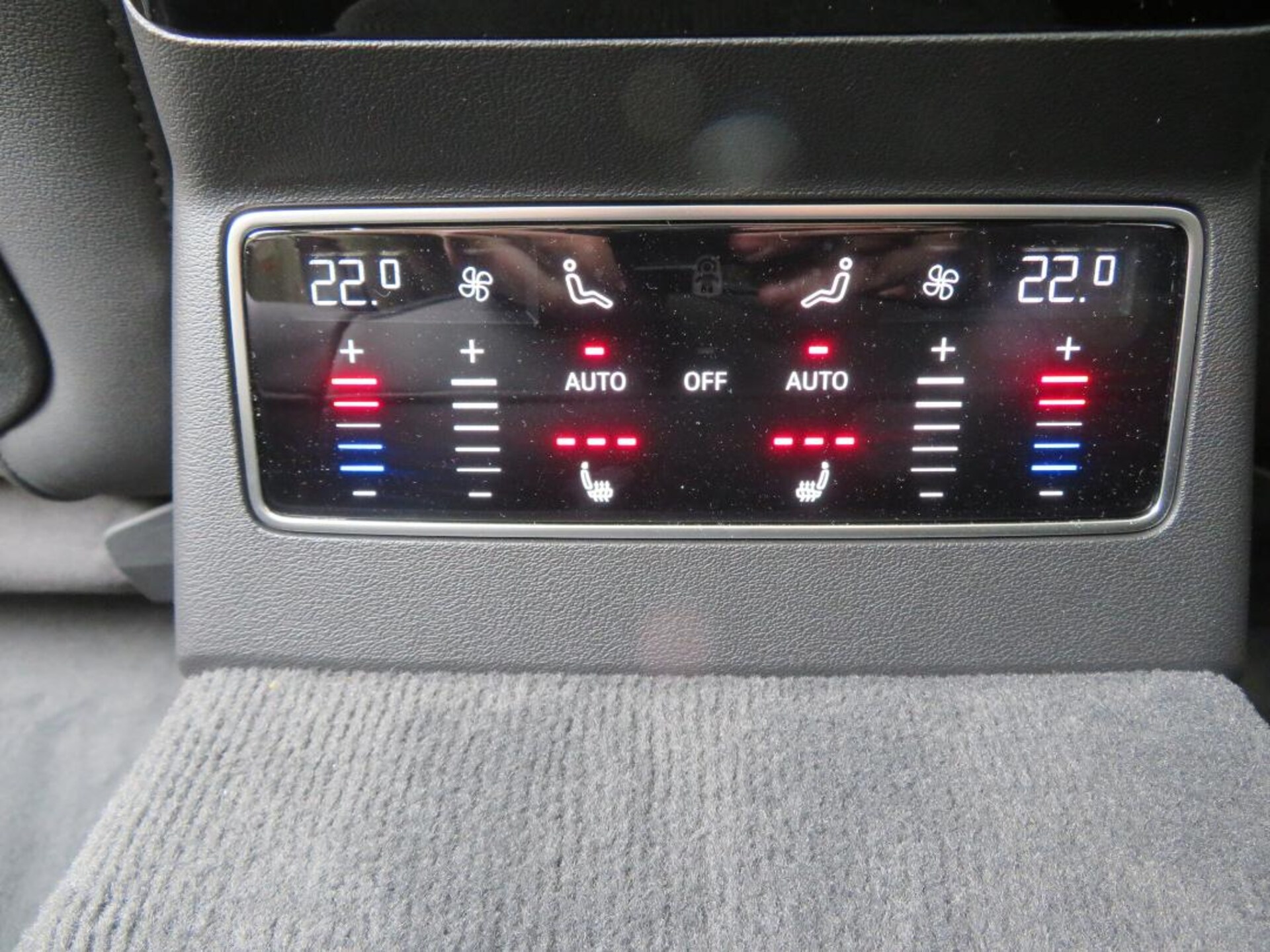 Audi A6 Avant S line