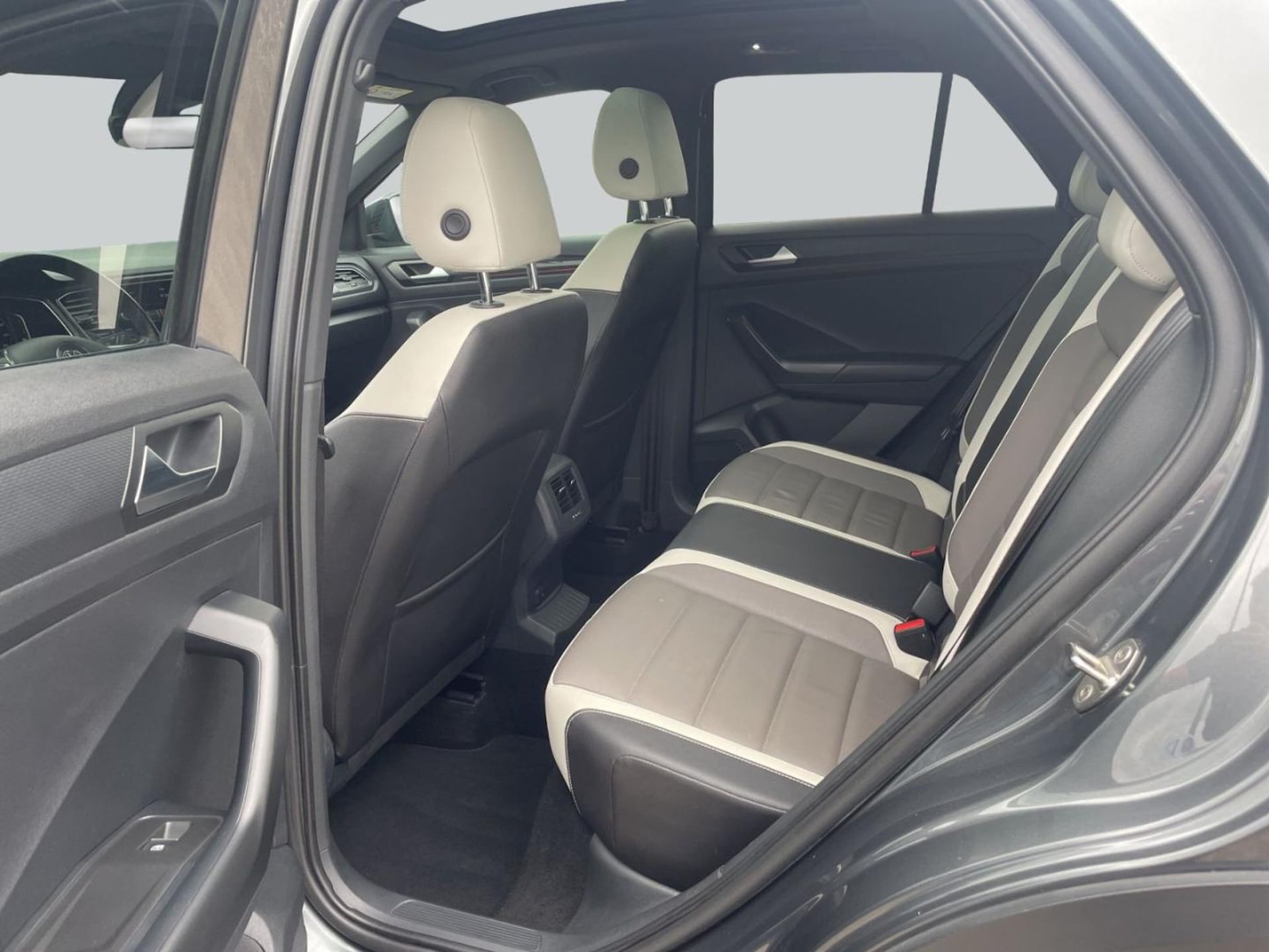 Volkswagen T-Roc Sport
