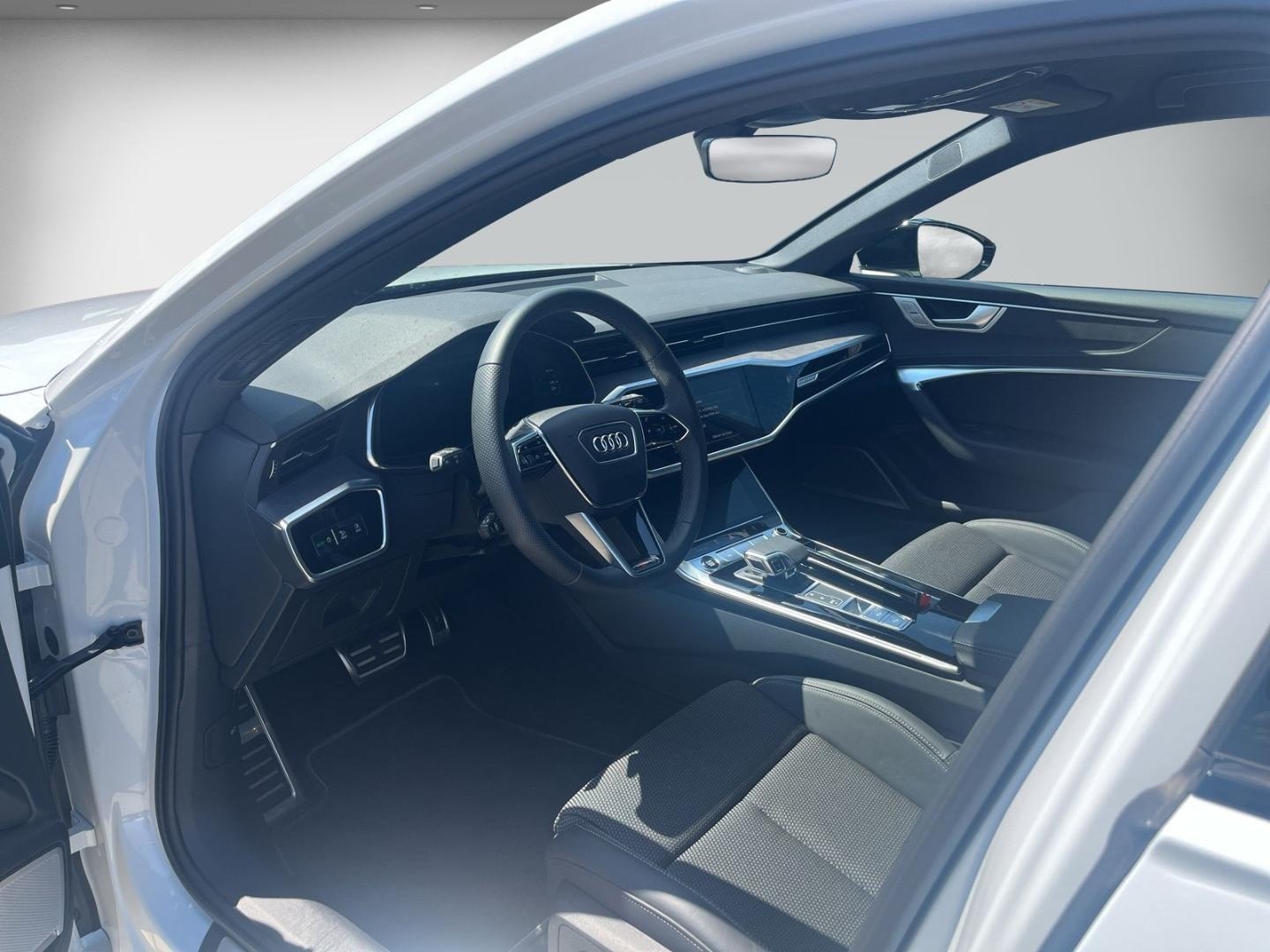 Bild über Audi A6 Avant S line 45 TFSI quattro S tronic - für weitere Informationen kontaktieren Sie den Audi Partner