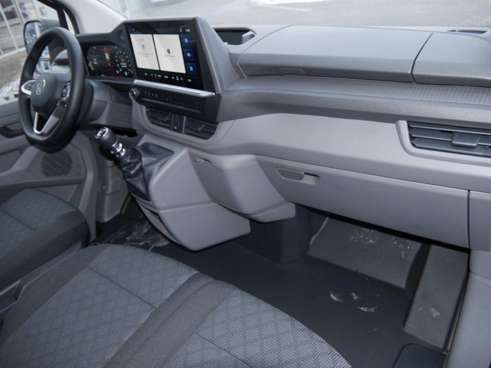 Volkswagen Transporter Kasten kurzer Radstand – Bild 4
