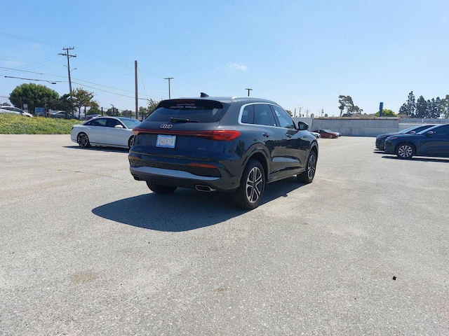 2025 Audi Q5 Premium - Photo 3