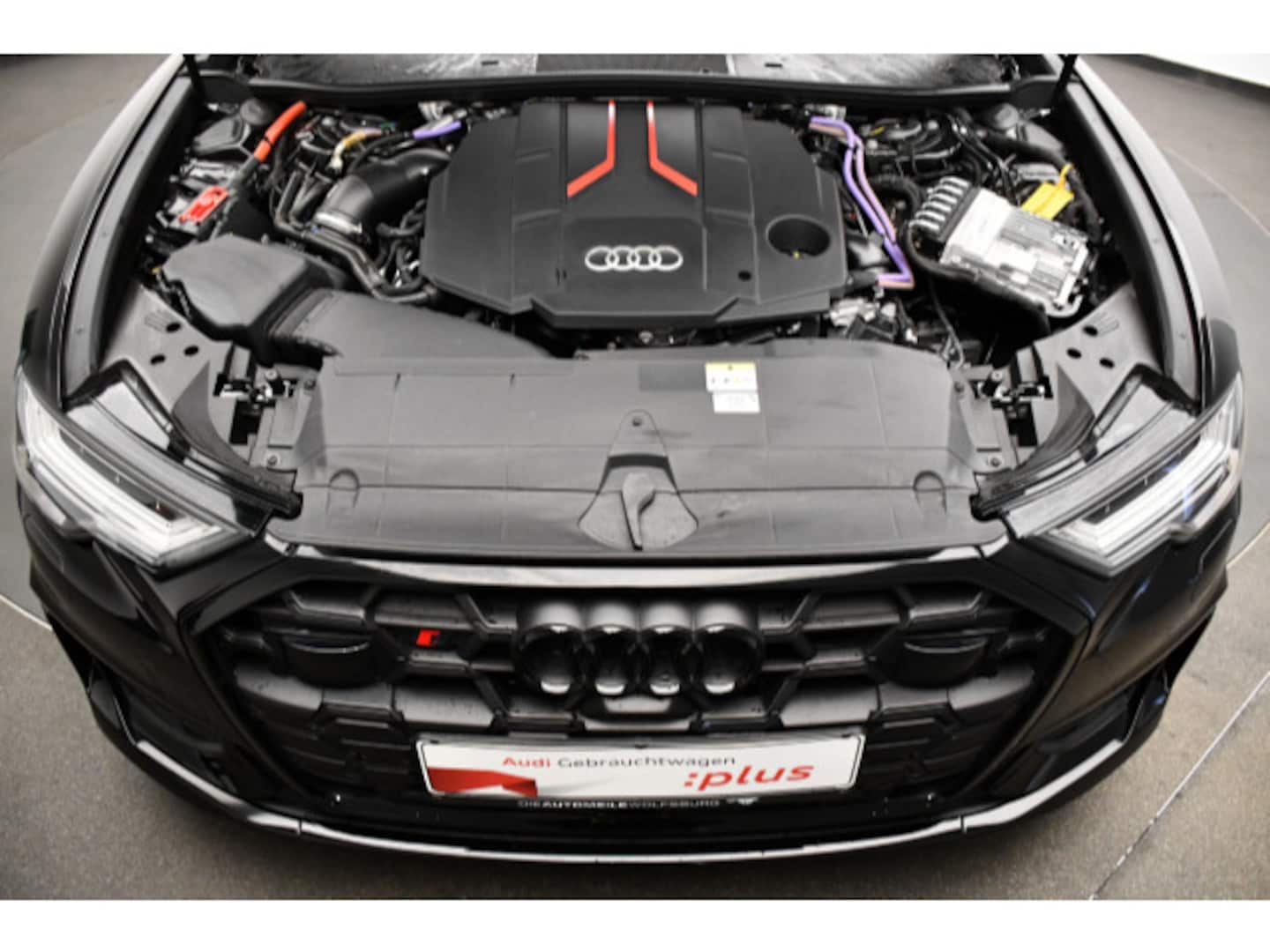Bild über Audi S6 Avant TDI quattro tiptronic - für weitere Informationen kontaktieren Sie den Audi Partner