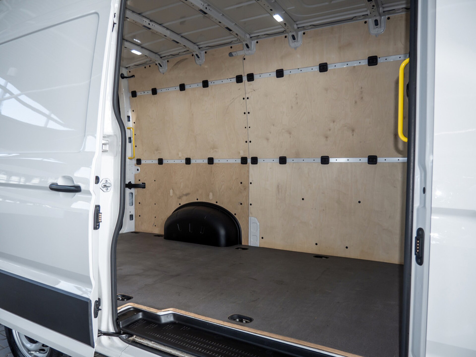 Volkswagen Crafter Kasten mittlerer Radstand