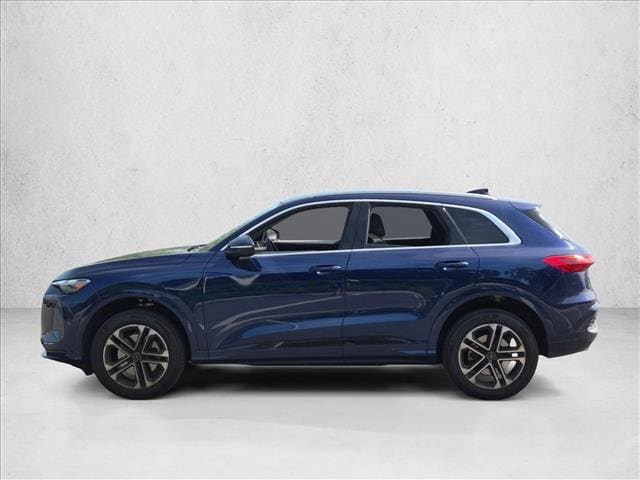 2025 Audi Q5 Premium - Photo 8