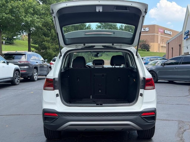 2023 Volkswagen Taos