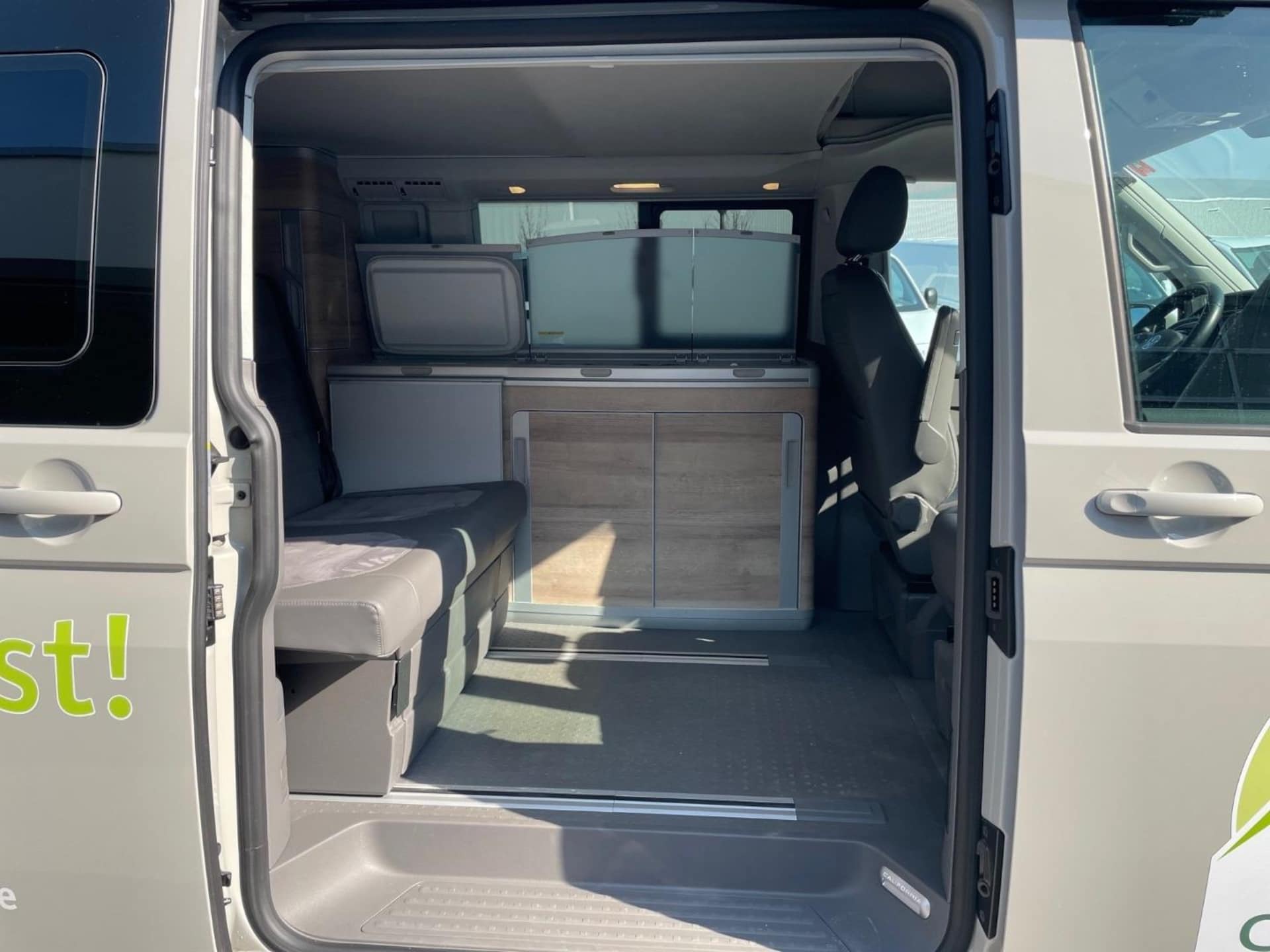 Volkswagen T6.1 California Ocean