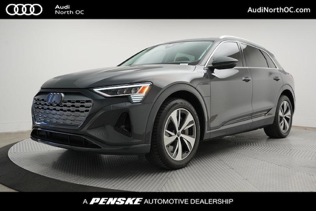 Photo of 2024 Audi Q8 e-tron