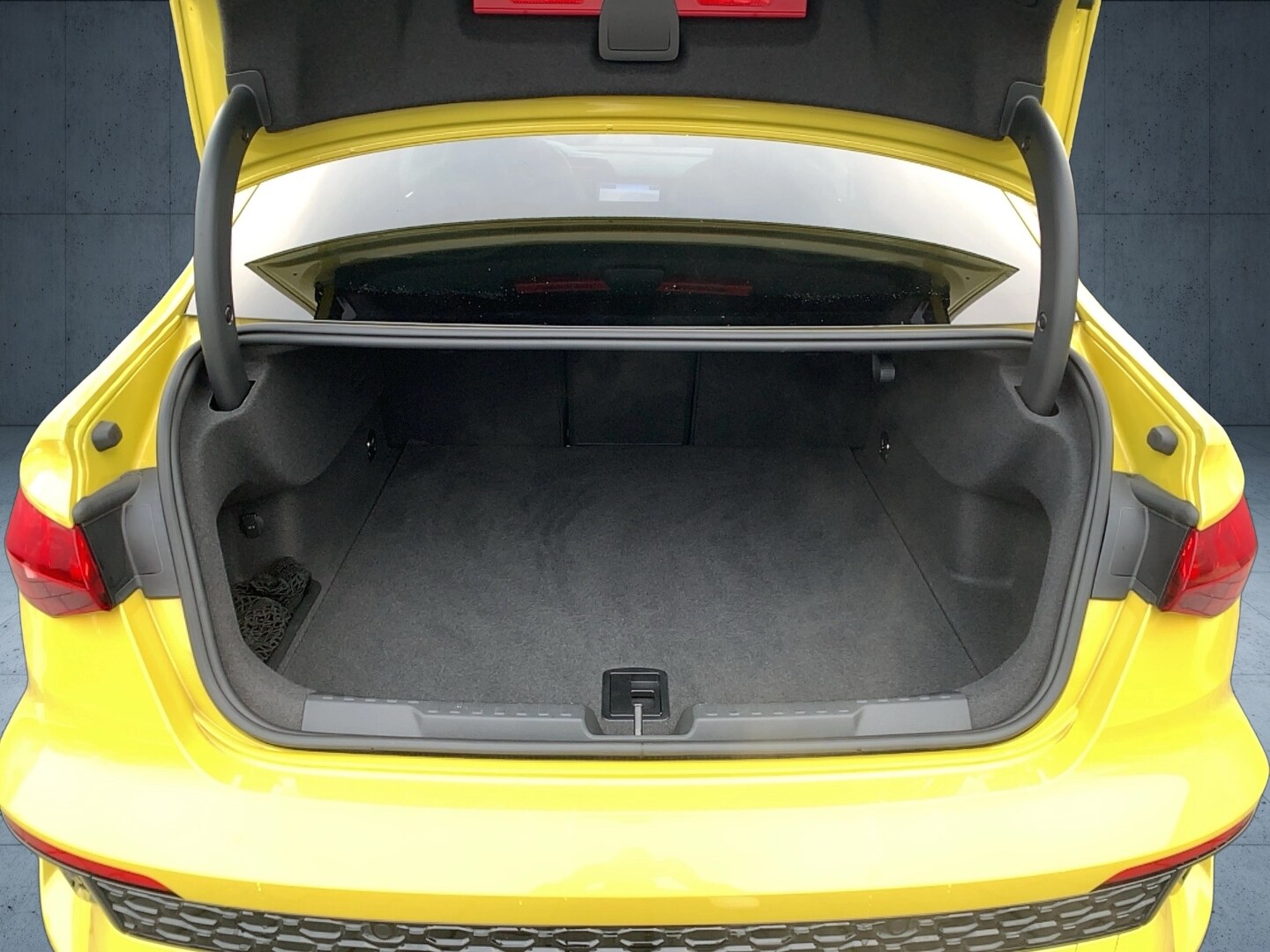 Image about Audi RS 3 Limousine TFSI quattro S tronic