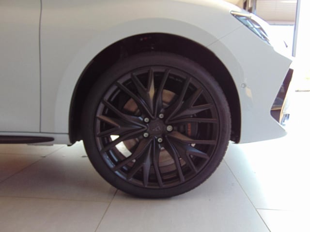 Bild des Autos 15