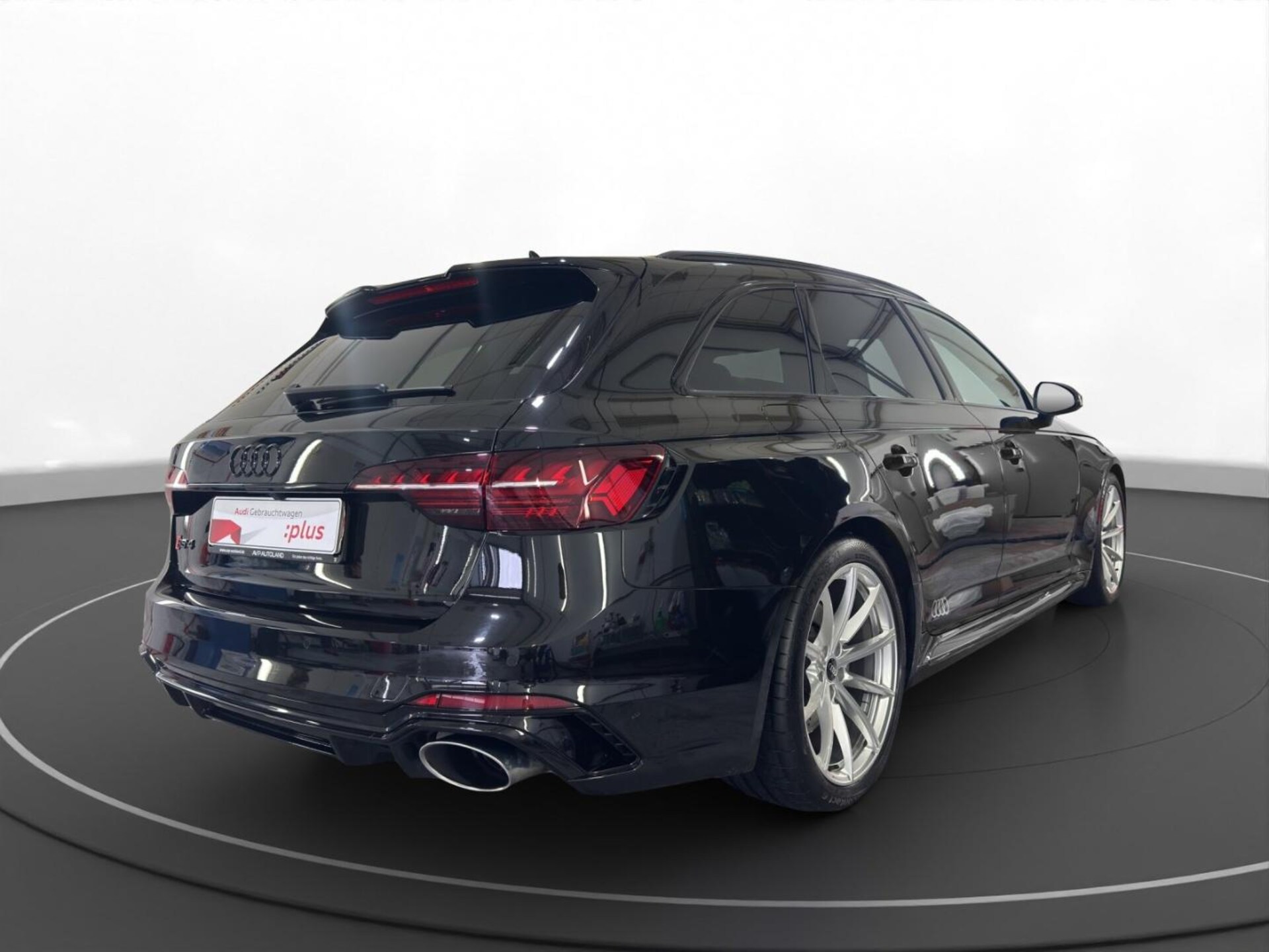Audi RS 4 Avant