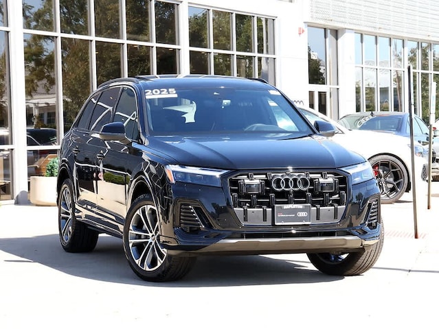 Photo of 2025 Audi Q7