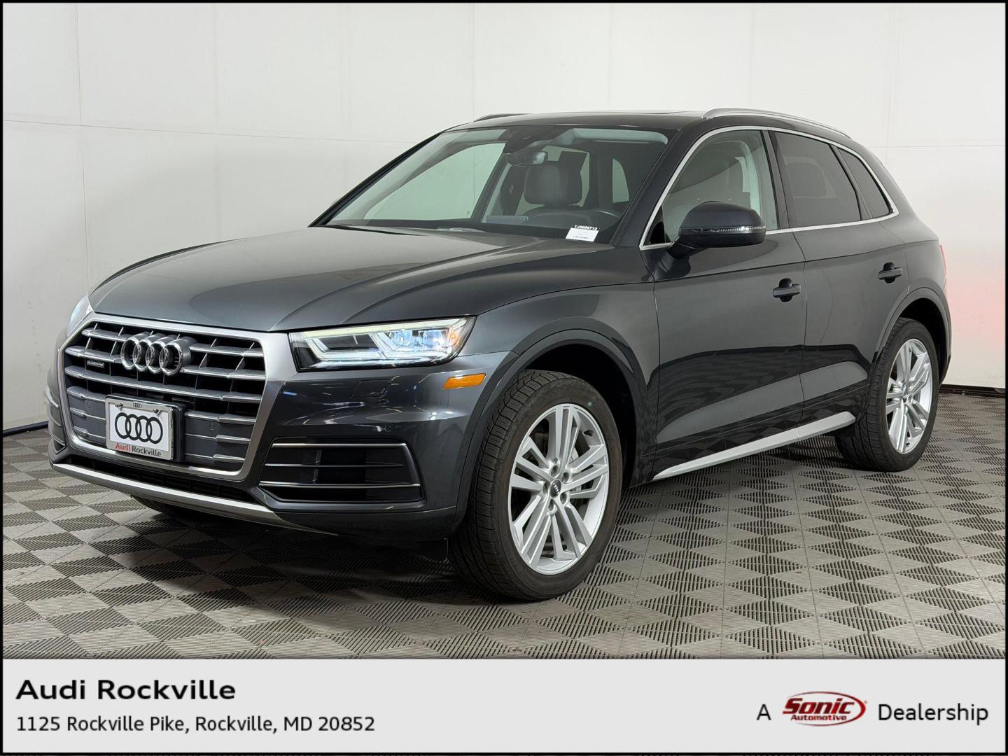2018 Audi Q5 2.0T quattro S tronic Premium Plus's photo