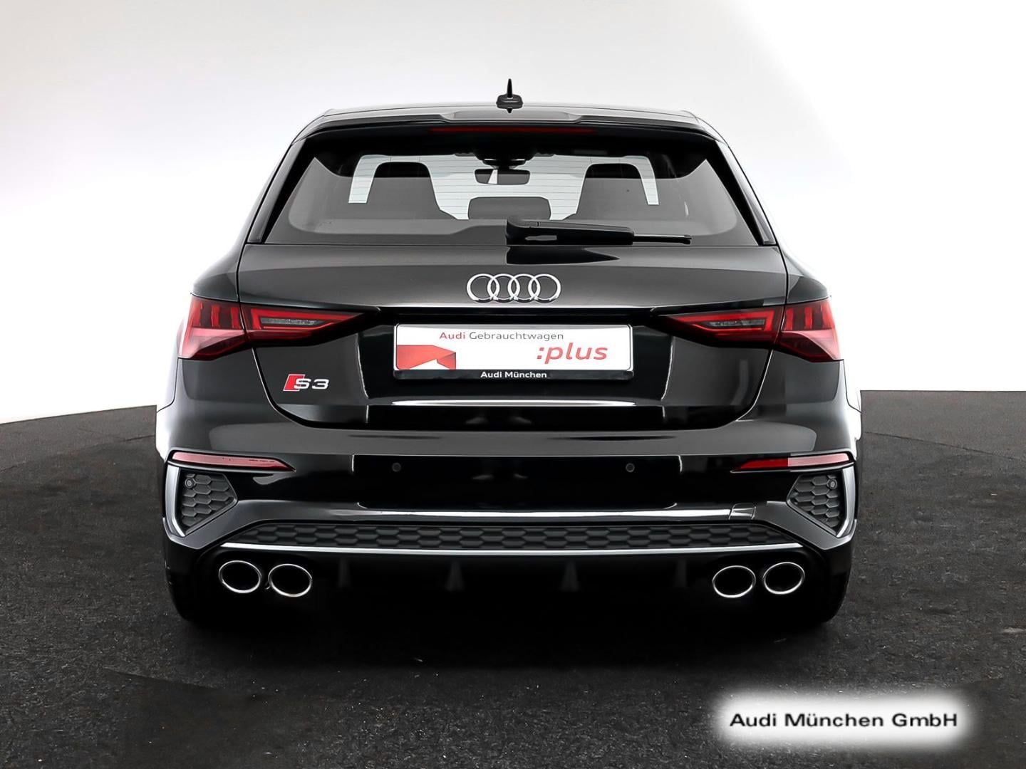Bild über Audi S3 Sportback TFSI quattro S tronic - für weitere Informationen kontaktieren Sie den Audi Partner
