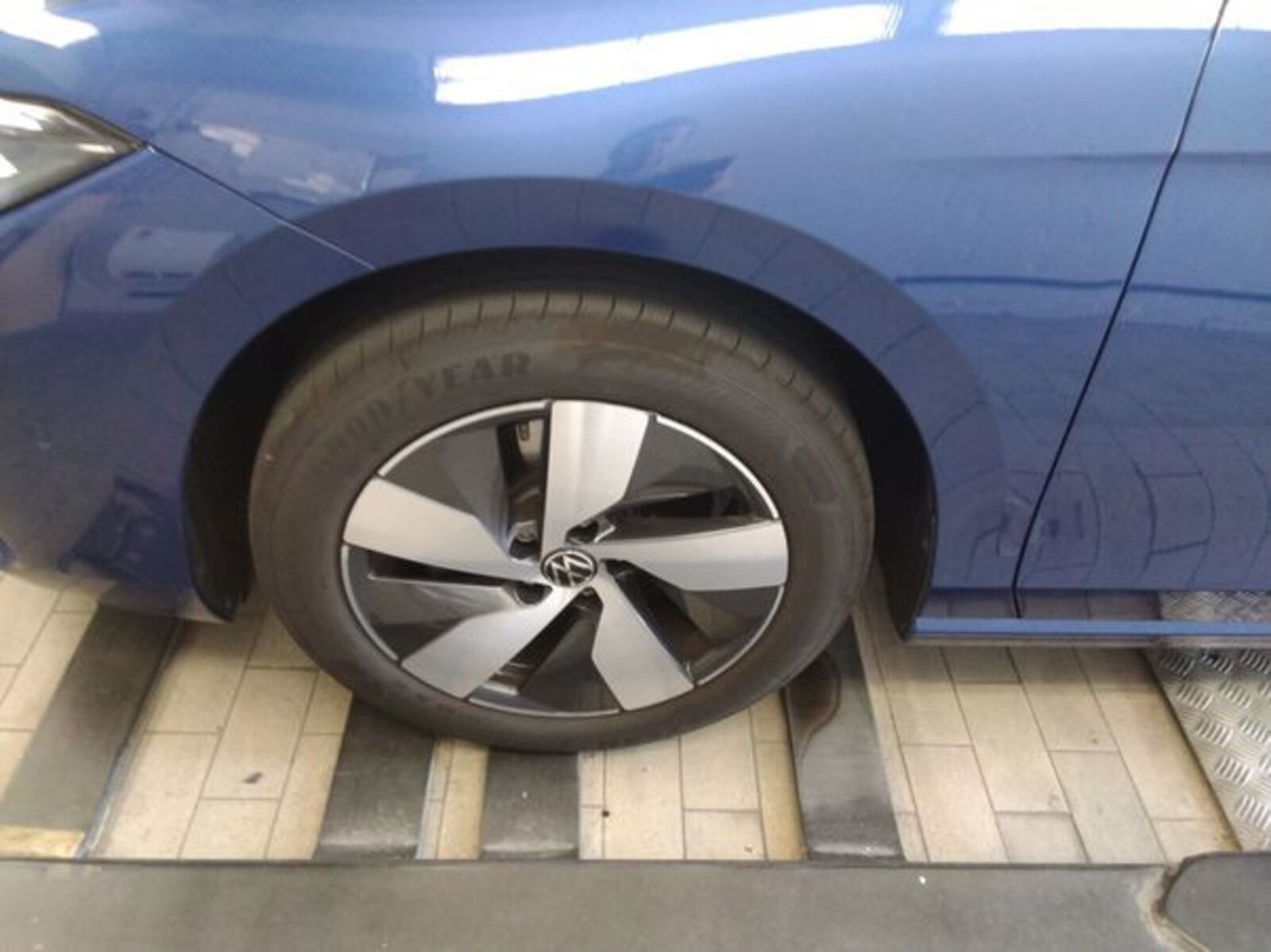 Volkswagen Passat – Bild 6
