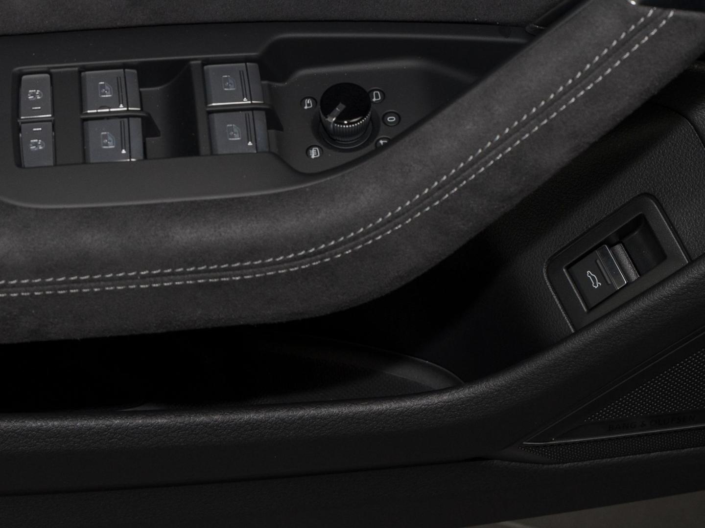 Image about Audi RS 6 Avant performance quattro tiptronic