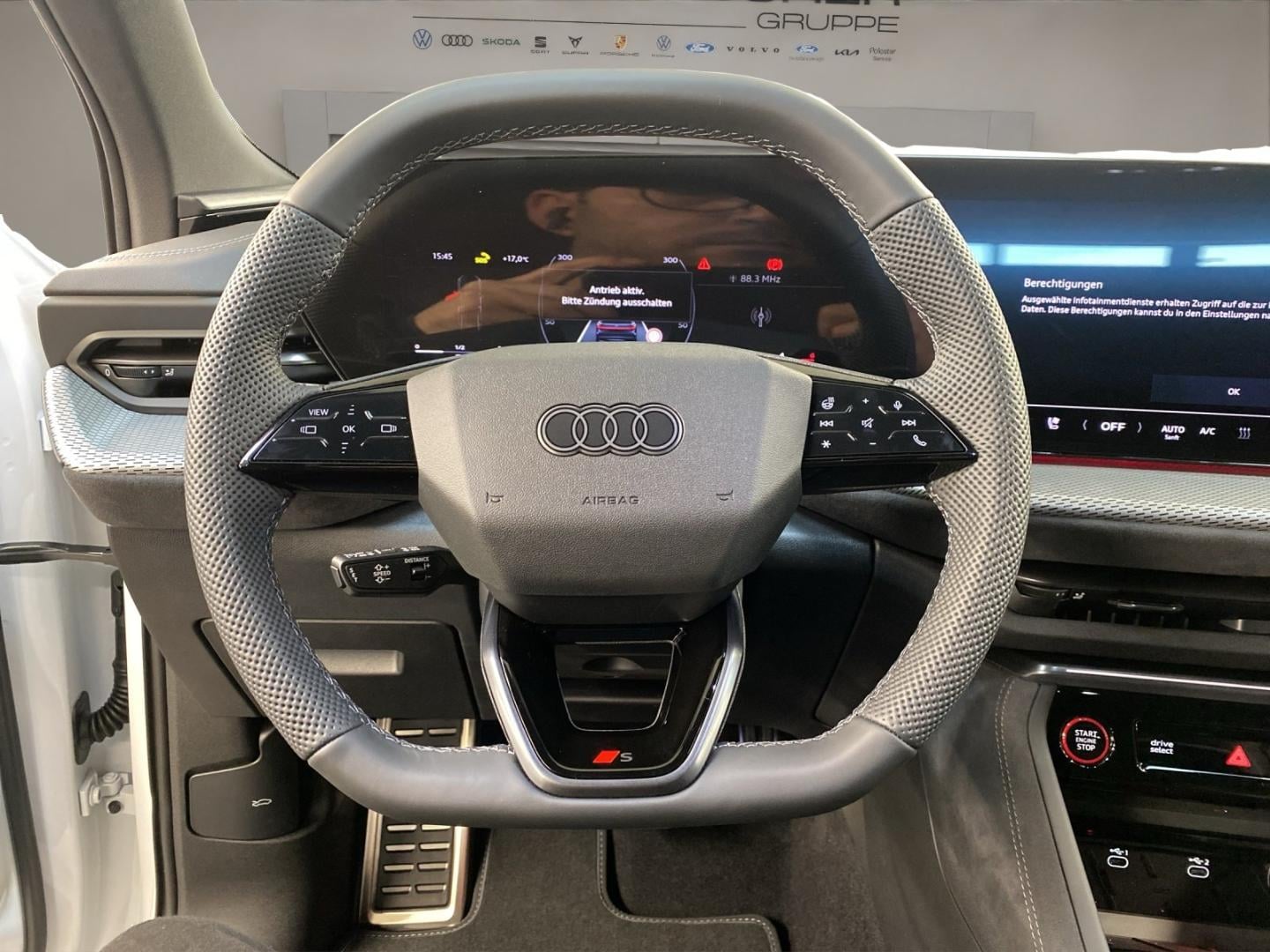 Bild über Audi Q5 Sportback TDI quattro 150 kW S tronic - für weitere Informationen kontaktieren Sie den Audi Partner