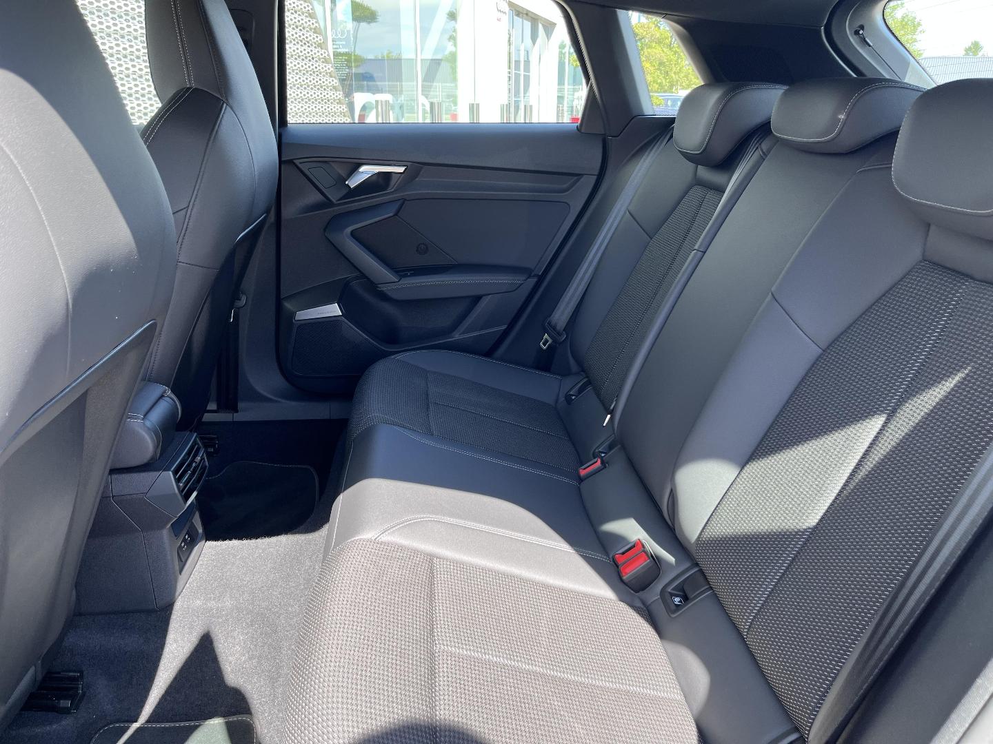 Image about Audi A3 Sportback S line 35 TDI 110 kW (150 ch) S tronic