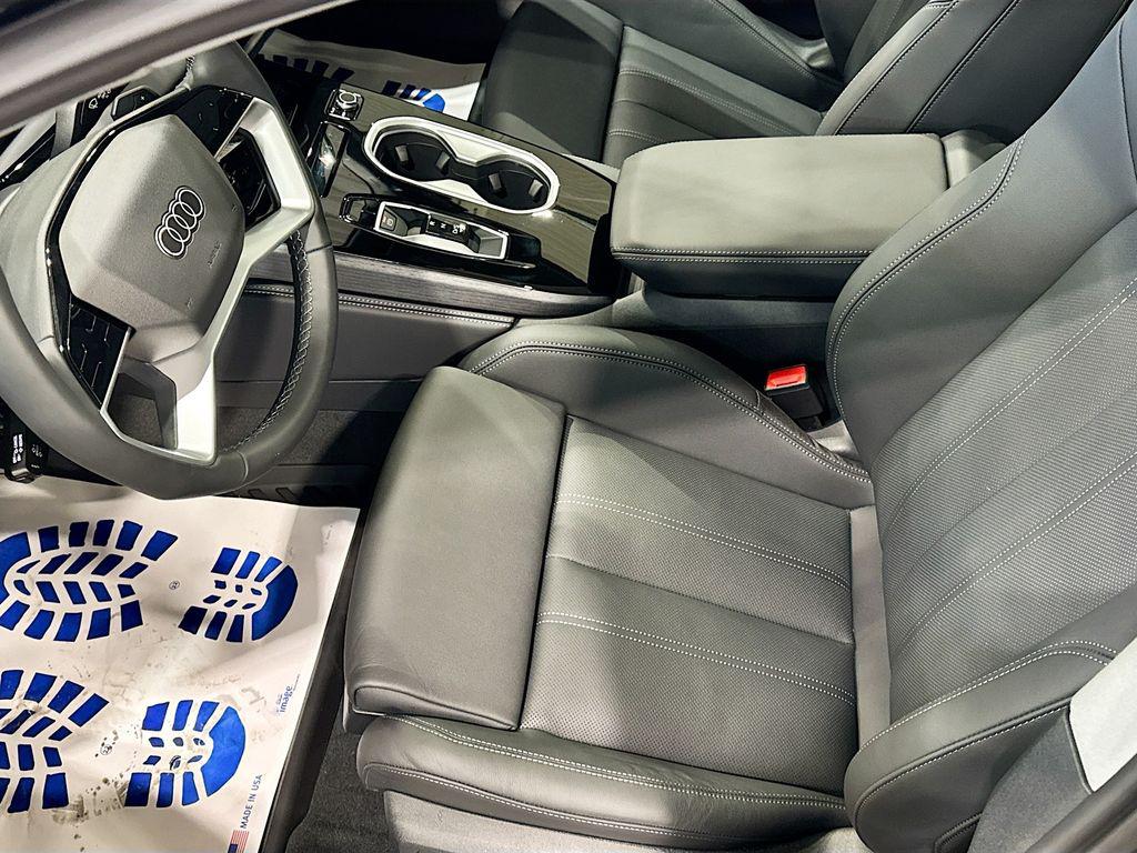 2026 Audi A6 Premium Plus - Photo 21