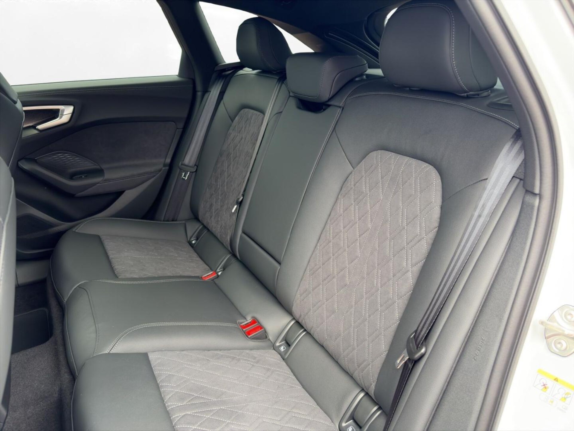 Audi A5 Avant e-hybrid