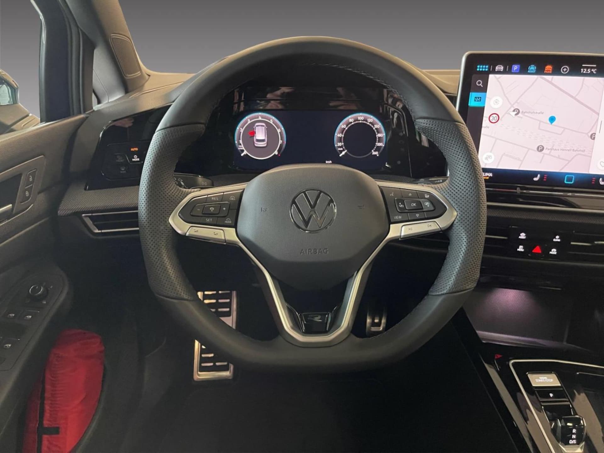 Volkswagen Golf Variant R-Line