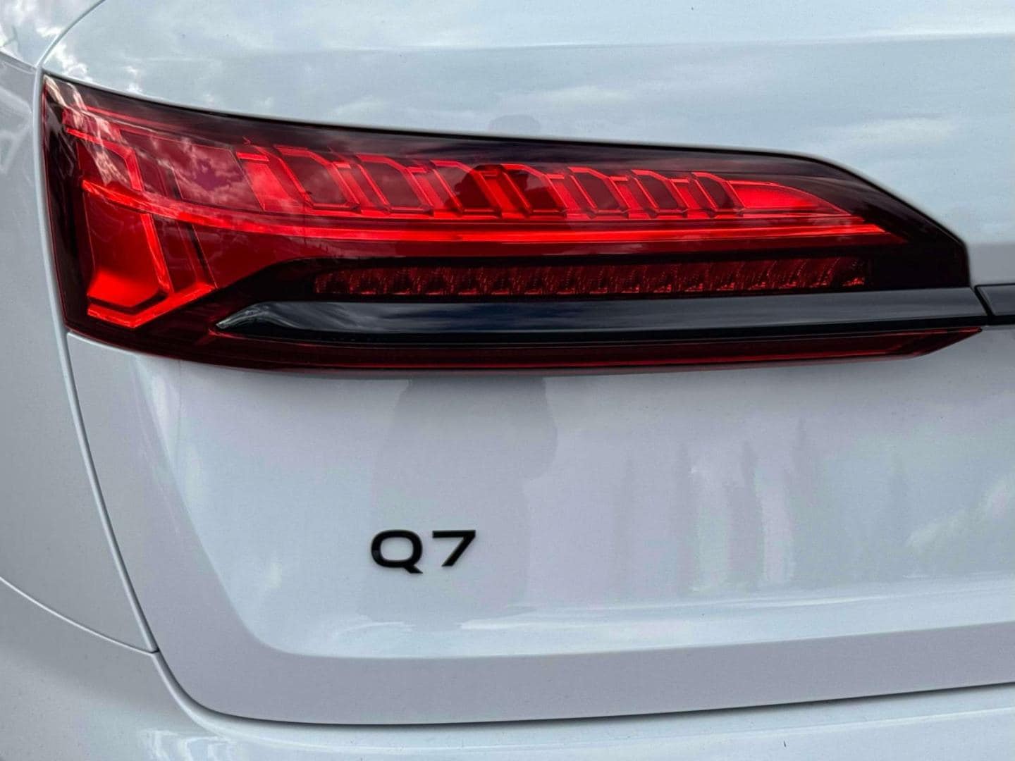 2026 Audi Q7 Premium - Photo 8